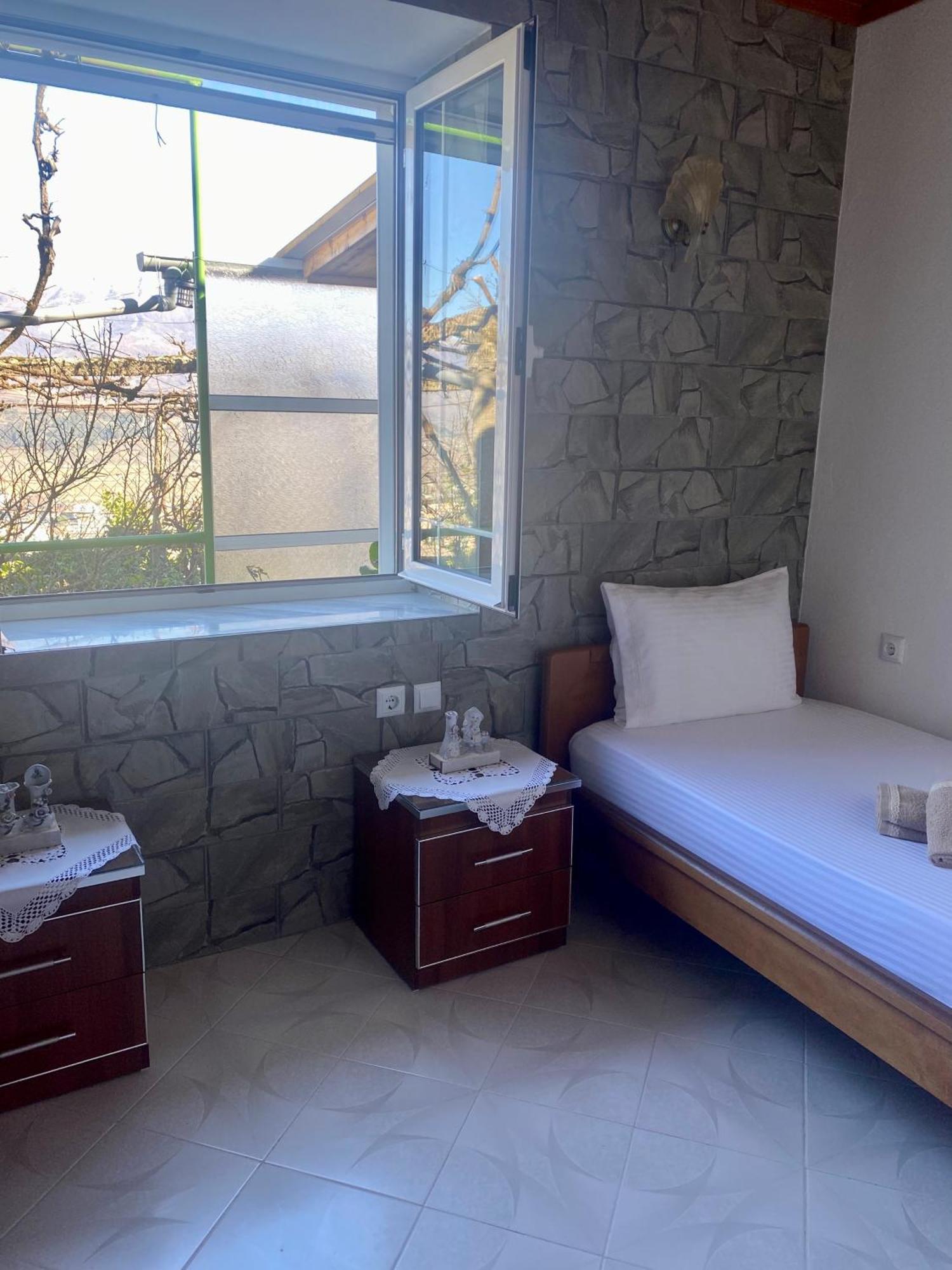 Panoramic View Guest House Gjirokaster Ngoại thất bức ảnh